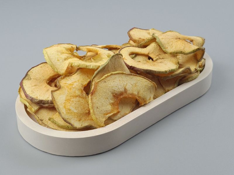Apfelchips, natur, ungeschwefelt, schonend getrocknet aus aromatischen Elstar Äpfeln
