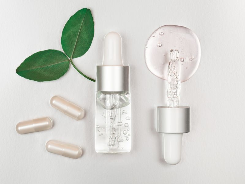Hyaluronsaeure Kapseln und Serum