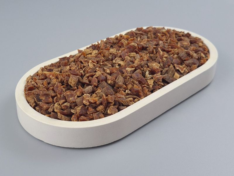 Ginsengwurzel rot, (Panax Ginseng), geschnitten, roter Ginseng
